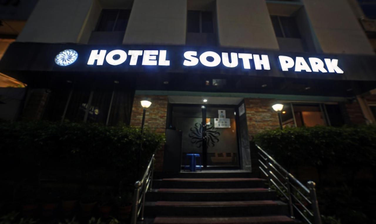 Hotel South Park Jamshedpur Buitenkant foto